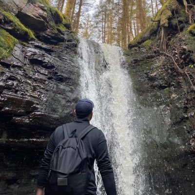 ciaranmcgarvey's profile picture. 💼 owner @batchdonegal 🌎 donegal 🥅 travel more ✌🏼follow me