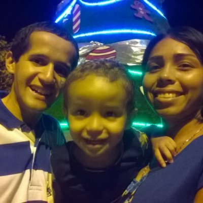 Padre de un hermoso bebé, esposo amoroso, técnico en reparación de computadoras y Venezolano 100% nacionalista 🇻🇪 Somos Venezuela🇻🇪