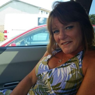 TinaWeb08670759's profile picture. 