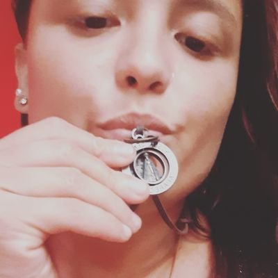 Mãe🤱
28 anos🤩
Ariana♈
Sou descendente zulu
Sou um soldado de Ogum devoto dessa imensa legião de Jorge
Eu sincretizado na fé
Sou carregado de axé🕊🛡🗡📿🙏