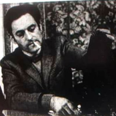 Shore side Rigger agus Mairnéalach . Socialist Republican activist with Anti Imperialist Action - Irish Socialist Republicans.
An Camchéachta Abú!