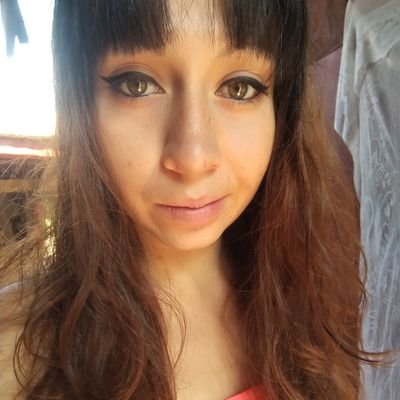 karencitaaa20's profile picture. 🇨🇱
libra ♎
simplemente sencilla.😁💞