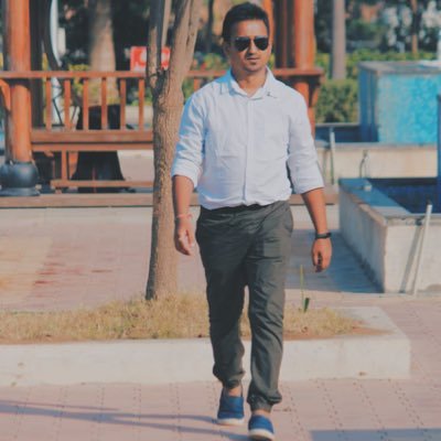 धर्मसंस्थापनार्थाय संभवामि युगे युगे.
#LoneWolf
आज़ाद और अतरंगी ।