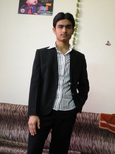 bimlendu_jha's profile picture. I m Understanding, Lovable, Smart as my profile Pic dipicts, a bit Psychi as my frnd say & often a confidently confused person......