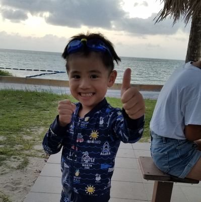 fEhb2ZOJ8tFRUwL's profile picture. 