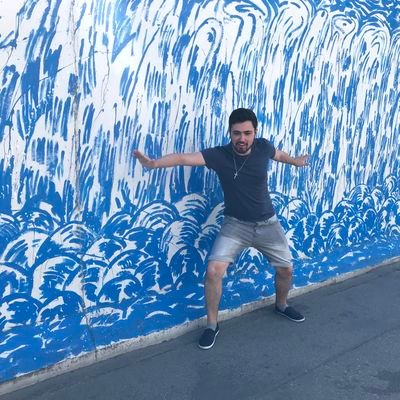 hausofbryan_'s profile picture. researcher / whovian / he & him