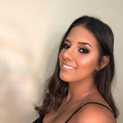 um beijo pra vcs😘