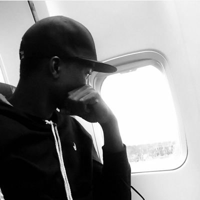 onileo_e's profile picture. Design Thinking for Innovation 💡 UX