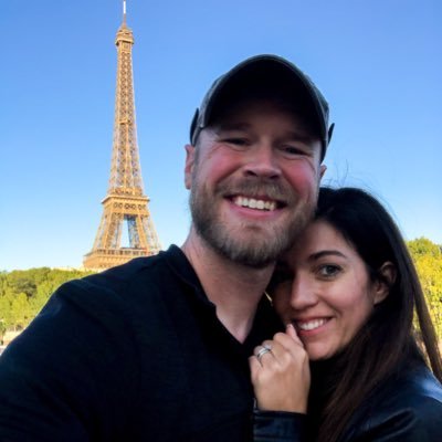 Digital Marketing Manager at @SummitSocial. Artist, DU Grad, Cards/Chiefs Fan, Bonnaroovian & @dglrobo’s husband. Opinions tweeted are my former employer's.