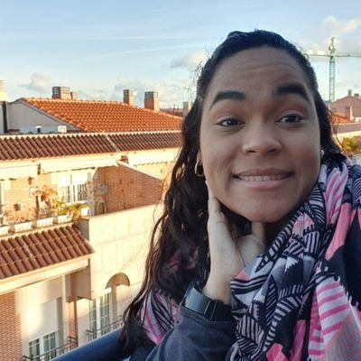 naymartineze's profile picture. 