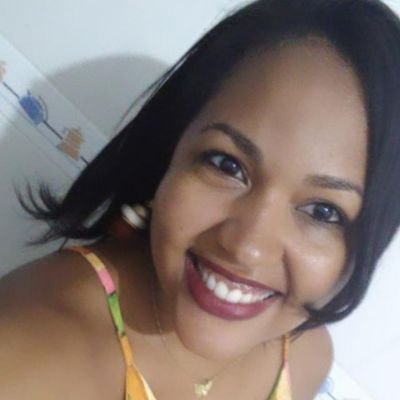 🌻Escolhas acertadas geram sorrisos sinceros e constantes.🦋