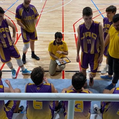 Basketball Coach || Be curious, not judgemental || 🎙 Comentarista en @MovistarBasket || 🎥 Hilos en @GIGANTESbasket & @EuroLeague #EuroLeagueBreakdown