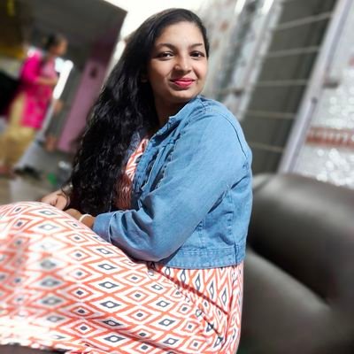 Influence ||Freelancer||Wanderlust||BigDream||
जिंदगी तो यूं ही बदनाम हैं
साला तकलीफ़ तो डिप्रेशन देता हैं !!