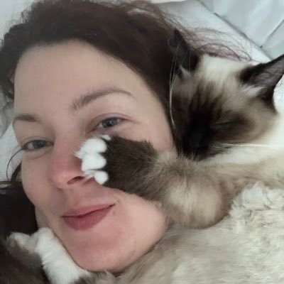 SimoneNicoleBks's profile picture. Suffers from OCD ~ Obsessive Compulsive Dreamer. Writer/Reader/Procrastinator/Self confessed chocoholic. Cat mamma. Addicted to #animalcrossing 😬🤷🏻‍♀️