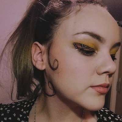 Psihotin's profile picture. Vaga, nikad shvaćeni umetnik, "genijalno"