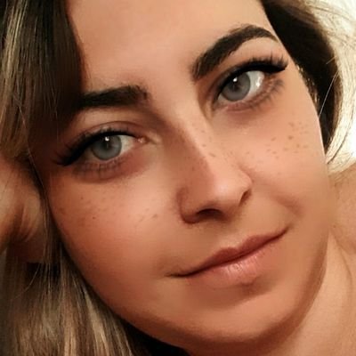 RenataCastro8's profile picture. persistência