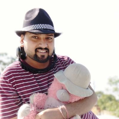 Shailes98598524's profile picture. 