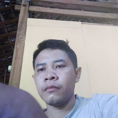 tak semua yang kutulis mewakiliku.urip kui gur nunut