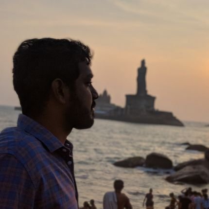 ernesto_praba's profile picture. பிறப்பொக்கும் எல்லா உயிர்க்கும் 🖤❤️💙