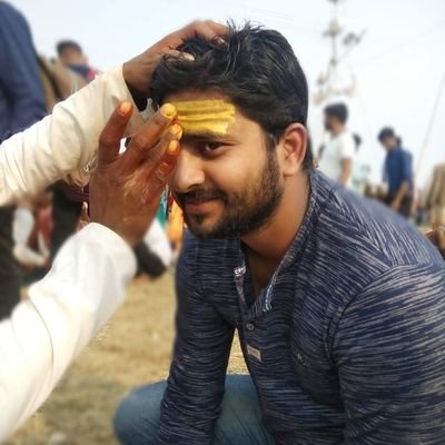 जब हौसला बना लिया ऊंची उड़ान का।
फिर देखना फिज़ूल है कद आसमान का।।
डरना नहीं यहाँ तू किसी भी चुनौती से।
बस तू ही सिकन्दर है सारे ज़हान का।।