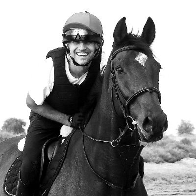 Horse & Sports Photographer 🏇 ⛵️  ⛳️ ⚽️ 🎾 🏉 🏏 🇨🇿 🇦🇪 📷 
News writer 🗞️
Etibaar 🇺🇸 - OTTB Racehorse Owner 🏇 
Globetrotter 🌎 (any views or observations are my own)