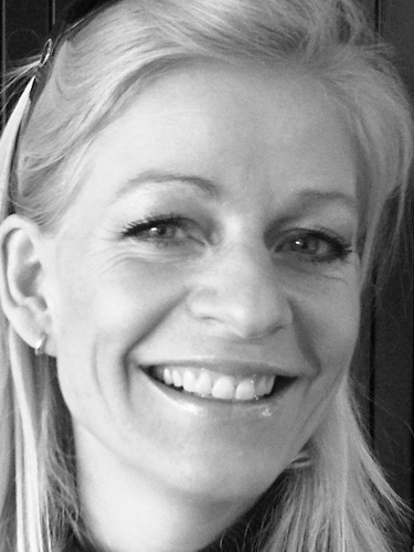 Getrouwd, moeder van twee kinderen, communicatie adviseur Bevolkingsonderzoek en freelancer!