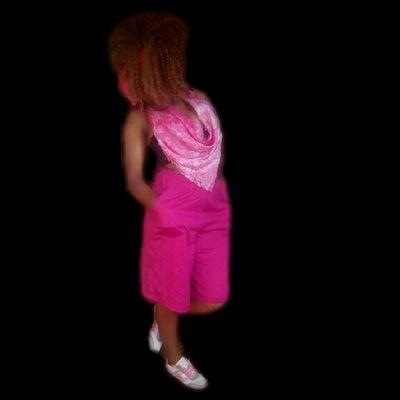 JulieKylie8's profile picture. absolute happy 💯