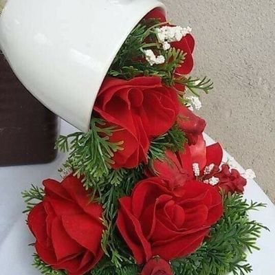 gfoIXp8gHtw8vOY's profile picture. 👍👍👍