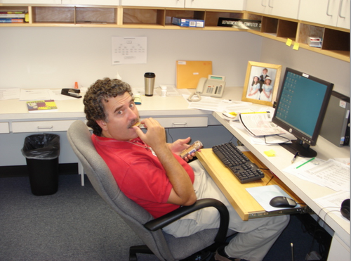 stupid_people's profile picture. Can you work from home and make 20$ an hour?  Yes you can. $20 hr for any person who has good work ethic!
This is not a hard sell. WATCH VIDEO on URL