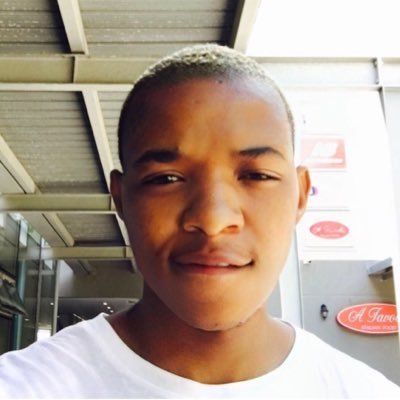 A man who stands for nothing, will fall for anything!!! retweets are not endorsements.. number one fan @masandawana and @manUtd