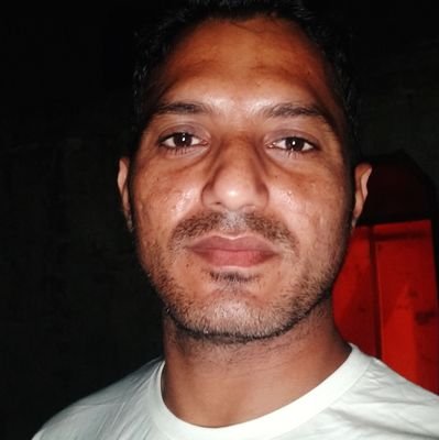 azadsingh014's profile picture. 