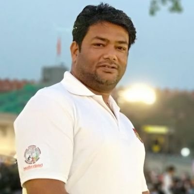 Manoj_Hind's profile picture. देश के लिए कुछ कर नहीं सकते तो ज्ञान मत पेलो बे।
 आ जाओ  मैदान में राष्ट्र आहुति के लिए फिर बात करेंगे।