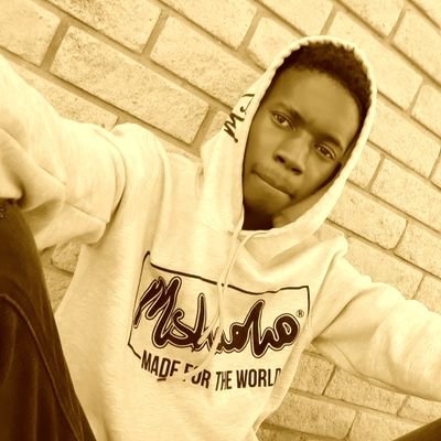 Simon__Nangolo's profile picture. Faith🙏🏽 Hope🌱 & Love❤.