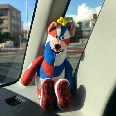 tomy040509's profile picture. When you can’t find the sunshine, be the sunshine ☀️ Okinawa🌺👩🏻‍🏫📚🏀🏐📷 ☕️Ryukyu Golden Kings #琉球ゴールデンキングス 岸本隆一 アメリカ留学経験者🇺🇸 チョコミン党 インビザライン保定中 💍