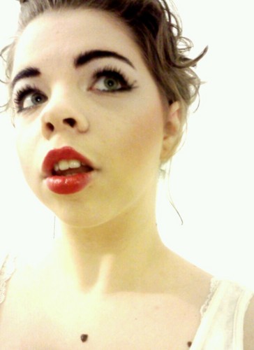 Ohjourheureux's profile picture. I'm not funny, but sometimes I try.