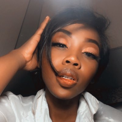 Prispanther_'s profile picture. BCom Finance & Accounting 👩🏽‍🎓 | Softball player ⚾️ & Full Time Muse 🎨 | 📍Gauteng, Pretoria