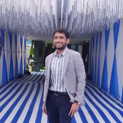 e99a1914a1ab479's profile picture. student of life..
in search of innerpeace🚶🚶🚶🚶
doc 👨‍⚕️💉
shattered soul