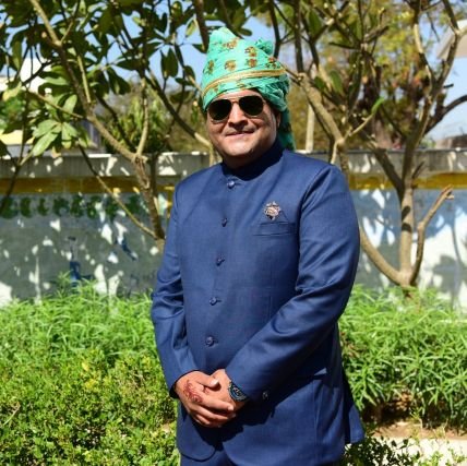 mukeshwlc1's profile picture. 