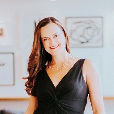 Ana_Chaud's profile picture. The cross point of  Entrepreneur+ CEO + Mom + World Traveler + Nutrition Enthusiast + Dancer + Foodie + Keeping it Real