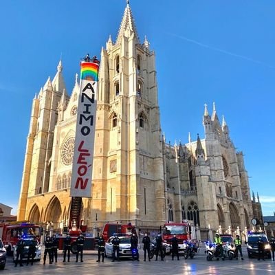 Lalau27361073's profile picture. 