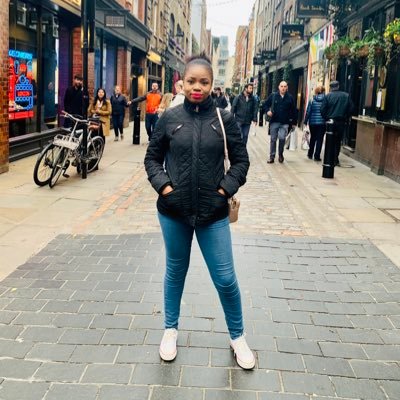 Geologist, Wife, Mother / ManUtd - Madrid - Juve / Grime & Rap Music...