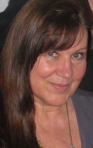 Begin in your 40's and Stay Young Forever. Assisting Women to Look 5, 10, 15 even 20 years younger than they are. I am now 60 and I began in my 40's..........