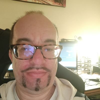 _gian_72_'s profile picture. I'm Gianluca and I live in Italy. I love my country and I'm a geek about technology. Hope you find my tweets interesting!