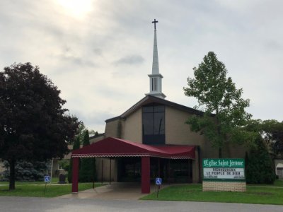 Saint-Jérôme est l’unique paroisse de langue française du diocèse de London. Elle accueille tous les francophones catholiques de la ville de Windsor-Essex.