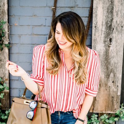 Ashley_Duch's profile picture. Ashley is a professional in the event production and fashion styling world.