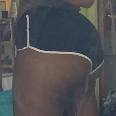 22 | Brat👑| Black findom looking for paypig, cashslave, and homework slave. 50$ unblock fee. 25$ to dm.https://t.co/ElI9QIHDUa