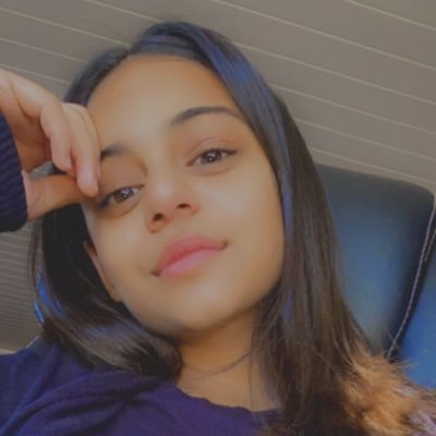 DudhiaNazmira's profile picture. 💭💭