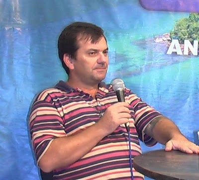 Caros Amigos estou cancelando este por ter dois,ficarei com o outro que tem o nome de joaopanayotis,por favor me  sigam!procurem neste 
ABRAÇOS!!!