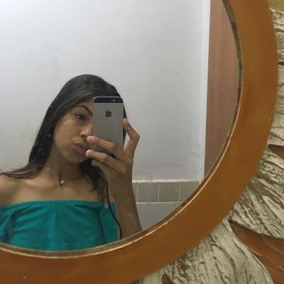 Giihbrito12's profile picture. Corinthiana 🦅
gata né