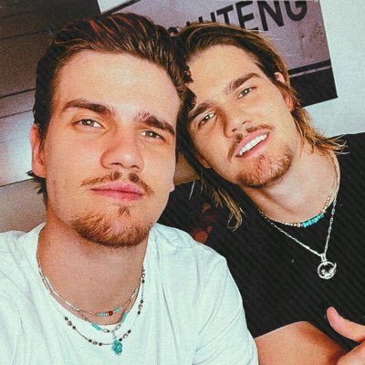 Meu coração enlouquece, só de pensar em estar com vocês. ❤️